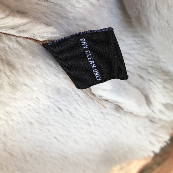 Me Jane faux shearling suede vest, like new - Picture 5 of 7